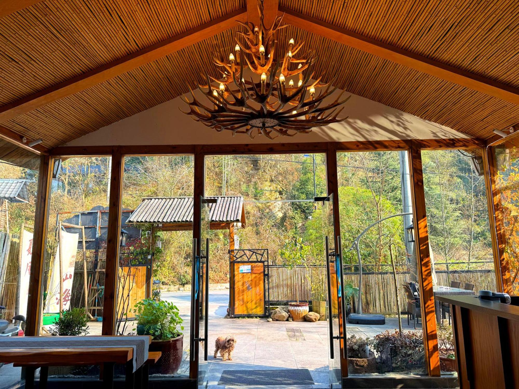 Zhangjiajie Forest Park Youth Hostel Екстер'єр фото